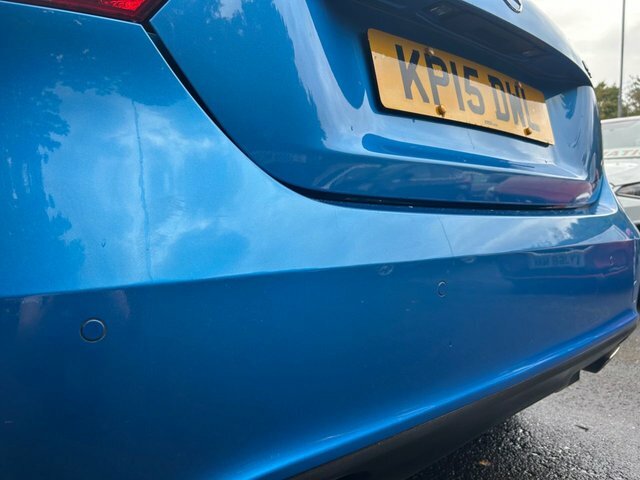 Mercedes-Benz A Class Hatchback 1.5 Red #6