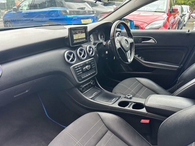 Mercedes-Benz A Class Hatchback 1.5 Red #19