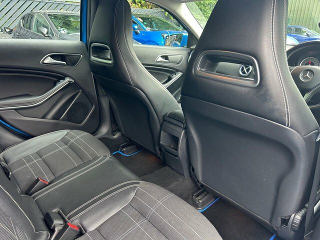 Mercedes-Benz A Class Hatchback 1.5 Red #24