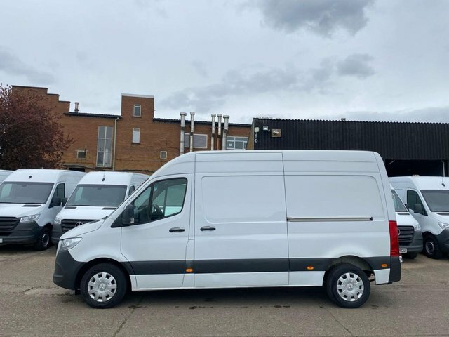 Mercedes-Benz Sprinter 2.0 315 Cdi L2 White #2