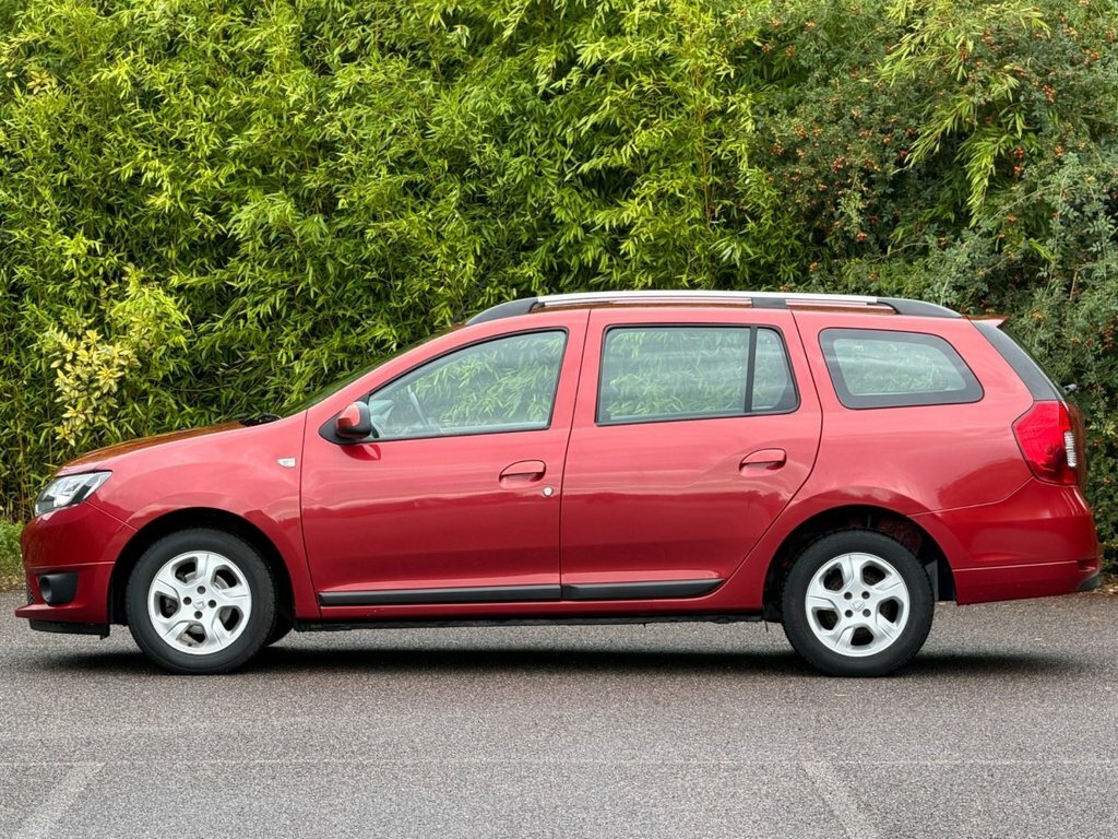 Dacia Logan 0.9L Laureate EK14UXX Red #4