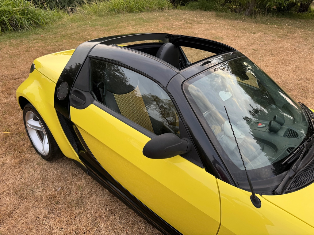 Smart Roadster 0.7 Brabus Black #24