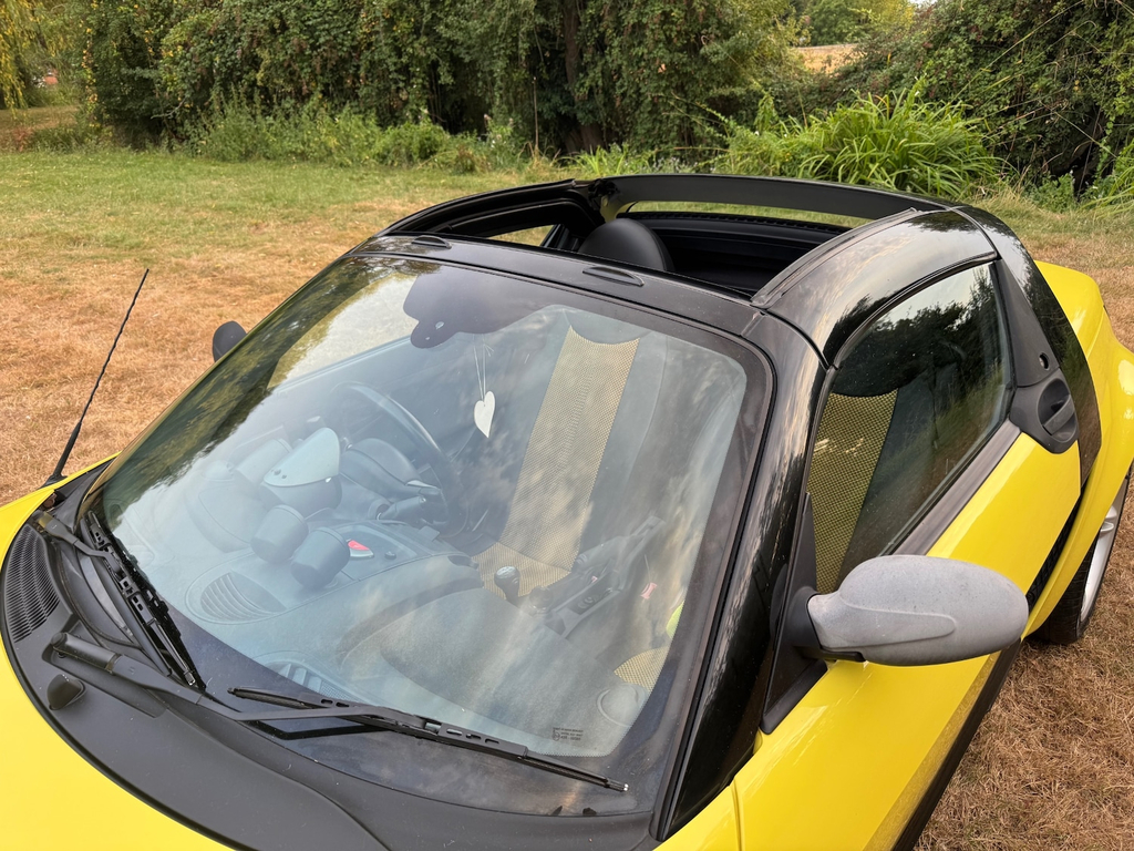 Smart Roadster 0.7 Brabus Black #21