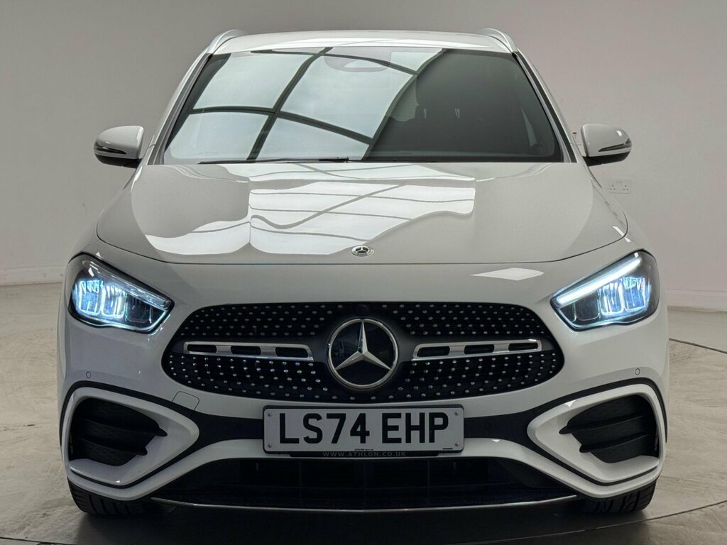 Mercedes-Benz GLA Class 1.3 Gla250e 15.6Kwh Amg Line Executive 8G-dct Eu White