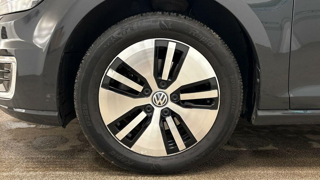 Volkswagen e-Golf 35.8Kwh E-golf Grey #5