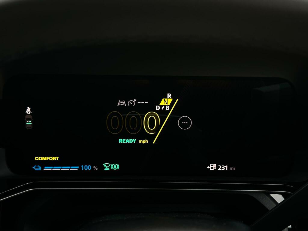 Renault 5 E-Tech Hatchback #11