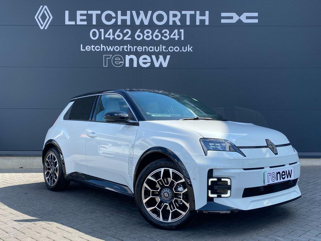 Renault 5 E-Tech Comfort Range 52Kwh Roland Garros Black