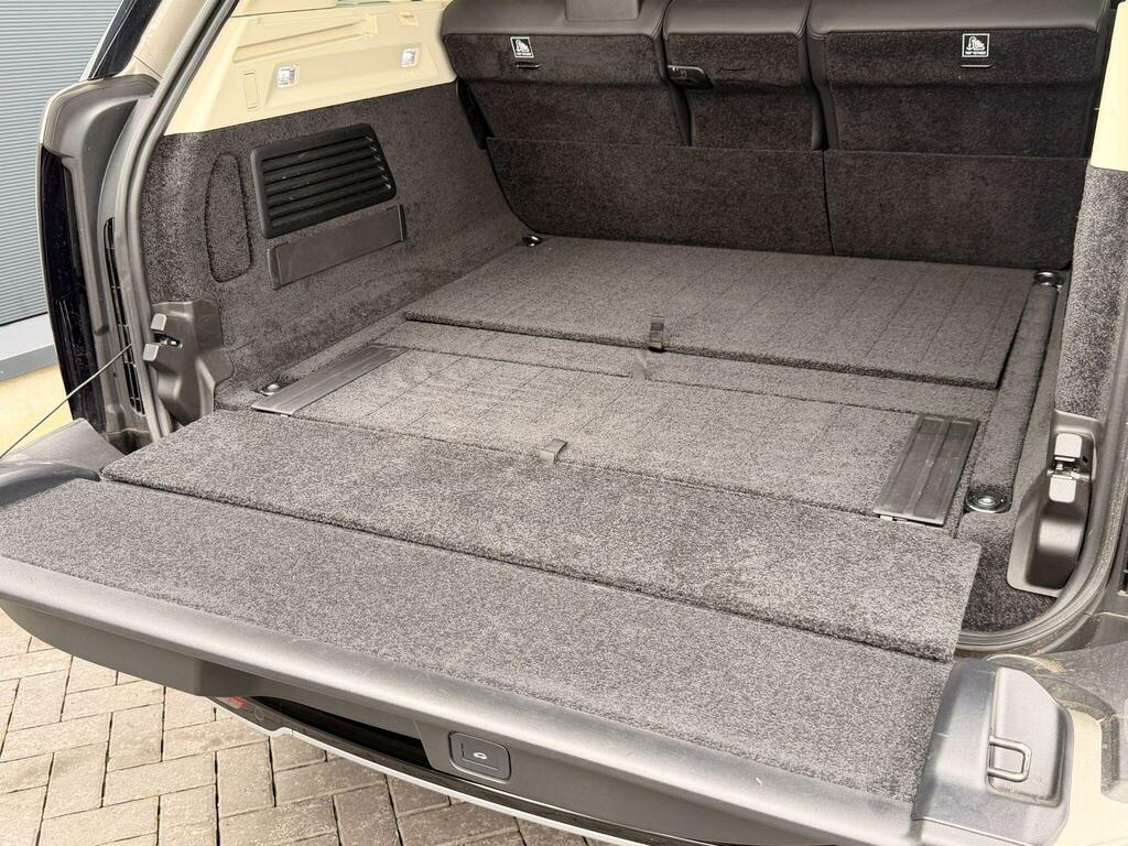 Land Rover Range Rover 2.0 D200 Mhev Dynamic Se 2024 Grey #39