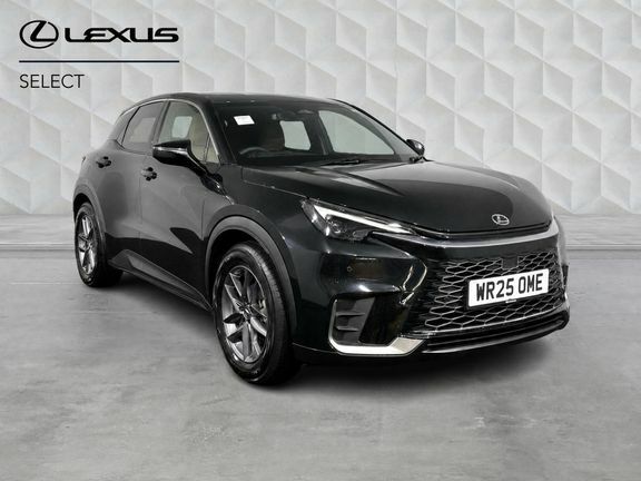 Lexus LBX Premium Black