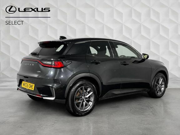 Lexus LBX Premium Black #3