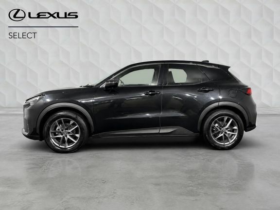Lexus LBX Premium Black #6