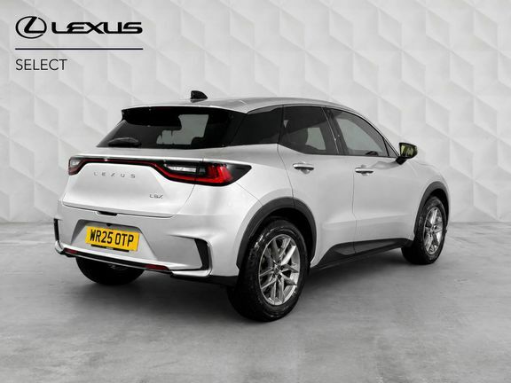 Lexus LBX Premium Silver #3