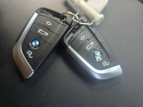 BMW I5 Edrive40 M Sport Pro Saloon Black #38