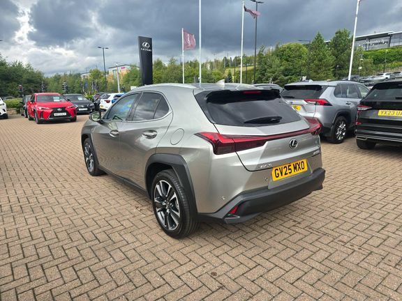 Lexus UX Premium Plus Silver #5