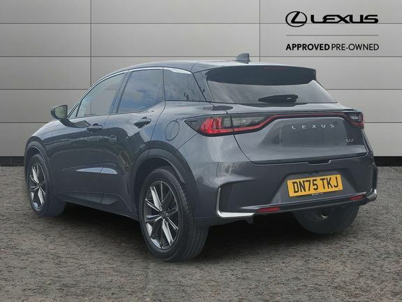 Lexus LBX Premium Plus DN75TKJ #5