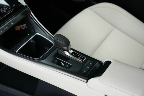 Lexus LBX Premium Plus Design Black #15