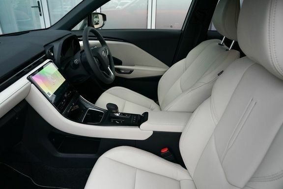 Lexus LBX Premium Plus Design Black #16
