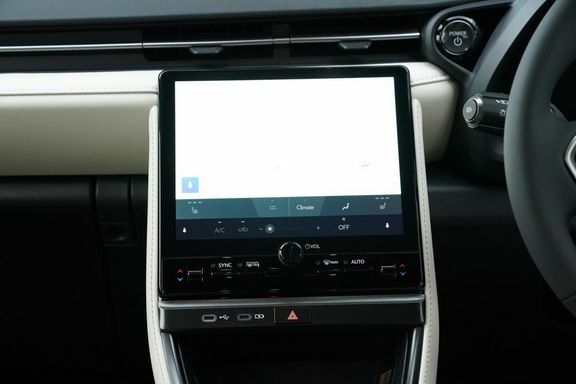 Lexus LBX Premium Plus Design Black #18