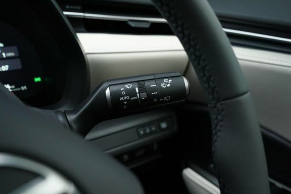 Lexus LBX Premium Plus Design Black #36