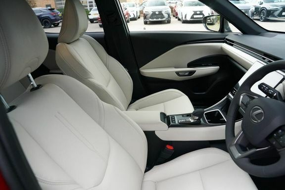 Lexus LBX Premium Plus Design Black #30