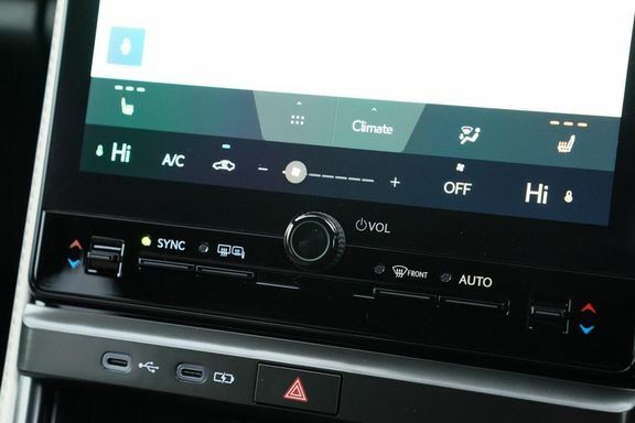 Lexus LBX Premium Plus Design Black #23