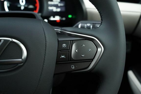 Lexus LBX Premium Plus Design Black #34