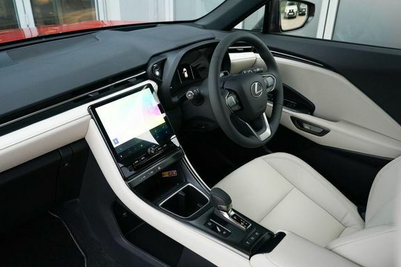 Lexus LBX Premium Plus Design Black #7