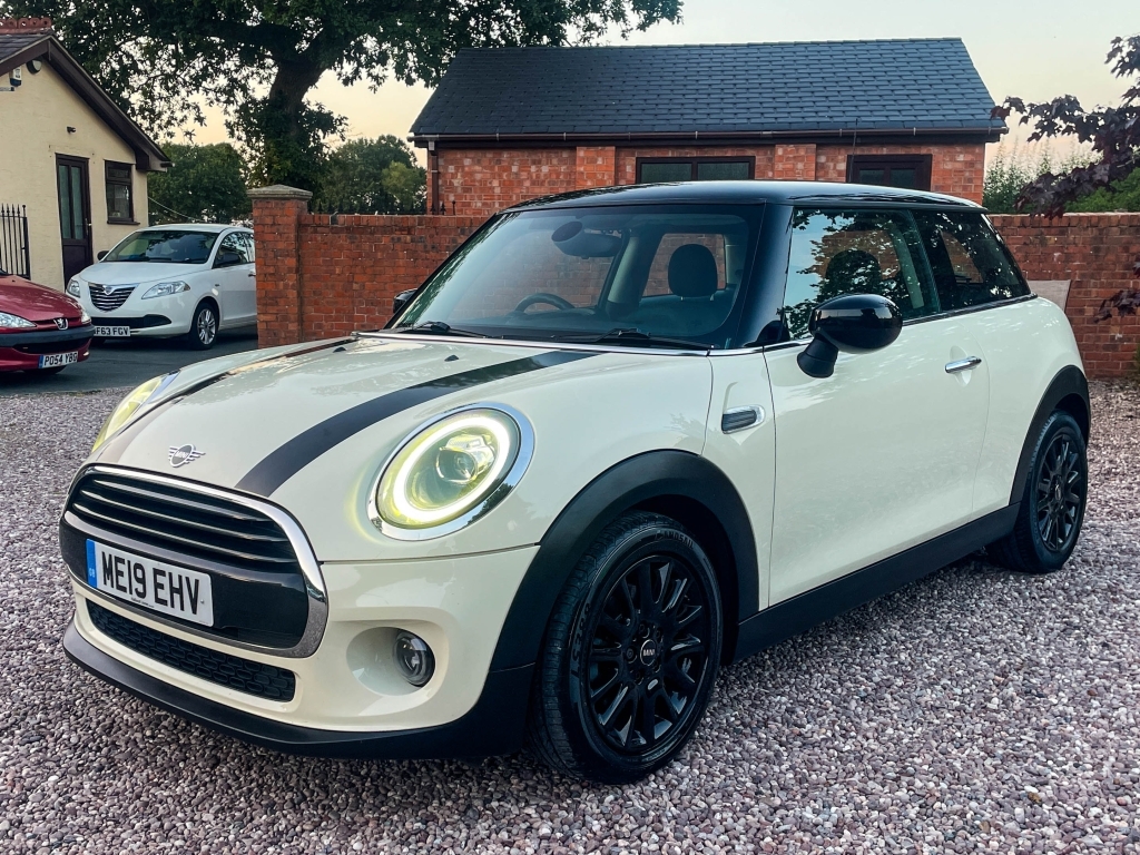 Mini Hatch 1.5 Cooper Classic ME19EHV Brown #2