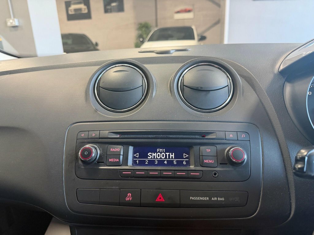 Seat Ibiza Hatchback White #17
