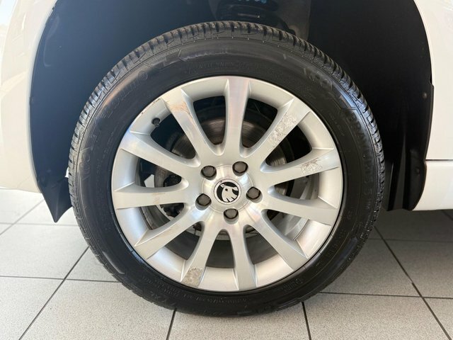 Skoda Yeti Tsi Elegance Dsg Euro White #4