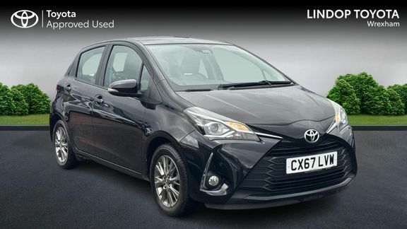 Toyota Yaris 1.5 Icon Tech Black