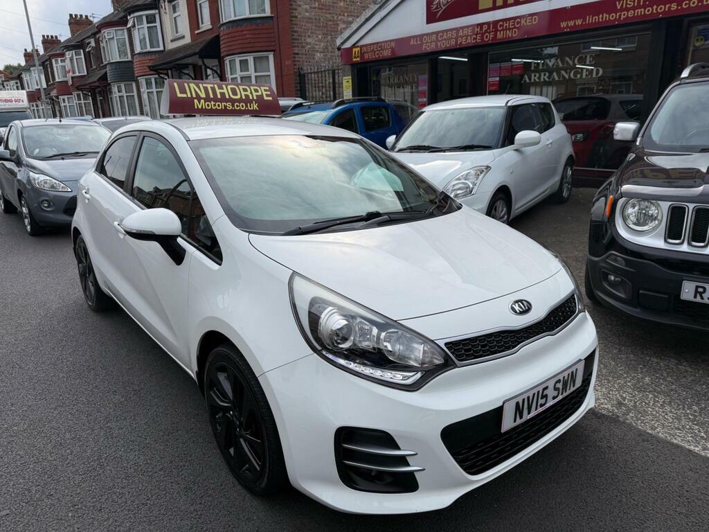 Kia RIO 1.4 Crdi Ecodynamics 3 Euro 6 S S White