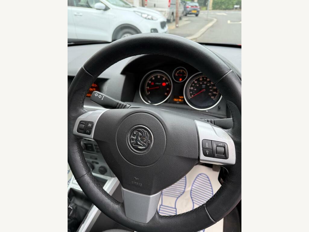Vauxhall Astra 1.4 Active 88 Bhp Silver #7