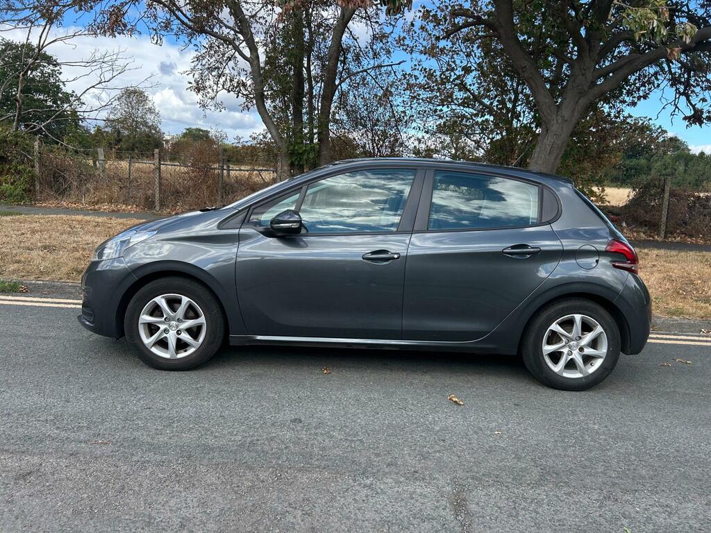 Peugeot 208 1.2 Puretech Active Euro 6 Grey #4