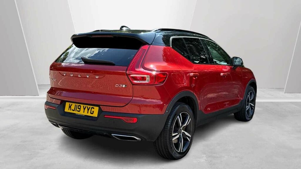 Volvo XC40 D3 Awd R-design Wheel-rear Park As Red #2