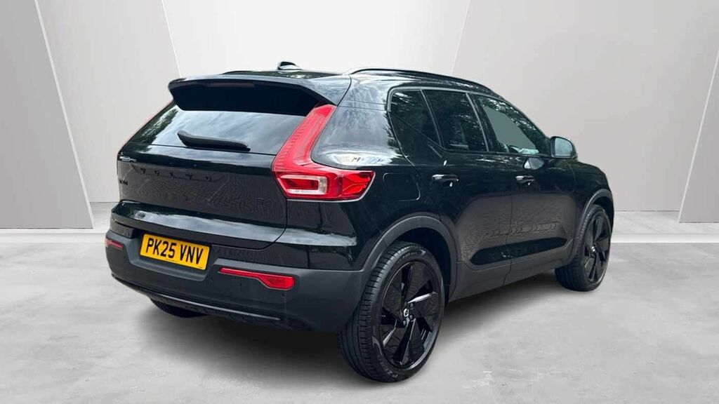 Volvo XC40 Black Edition Plus, B4 Mild Hybridtinted Windows- PK25VNV Black #2