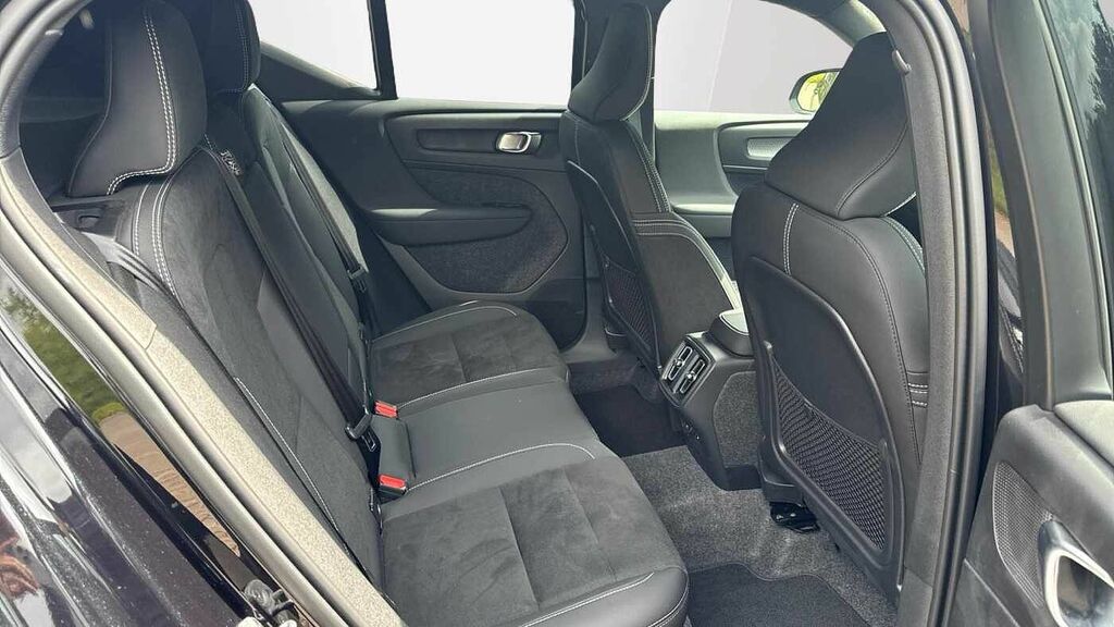 Volvo XC40 Black Edition Plus, B4 Mild Hybridtinted Windows- PK25VNV Black #6