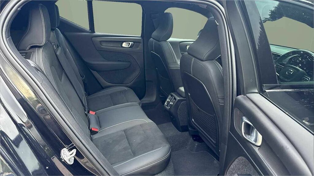 Volvo XC40 Ultimate, B4 Mild Hybrid, Pan Roof-pilot A CF23WUH Black #6