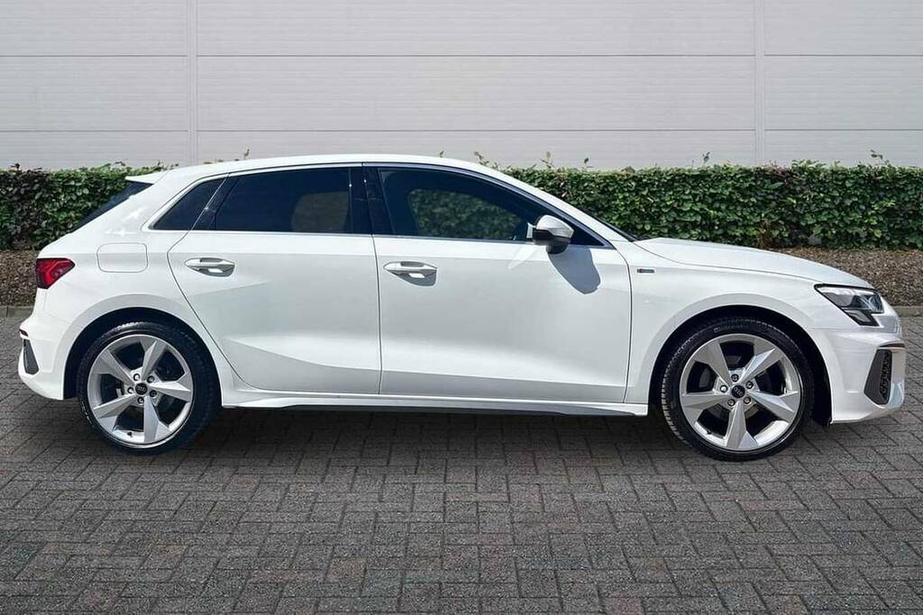 Audi A3 30 Tfsi S Line WN24CZL White #4