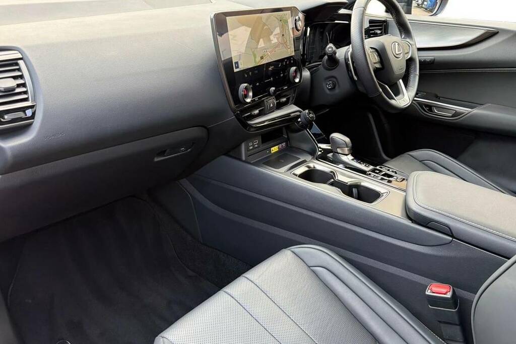 Lexus NX 450H 2.5 F-sport E-cvt Premium Plus Pack Orange #4