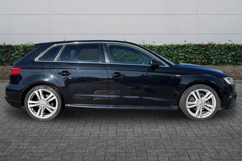 Audi A3 35 Tfsi S Line S Tronic DG19YYE Black #4