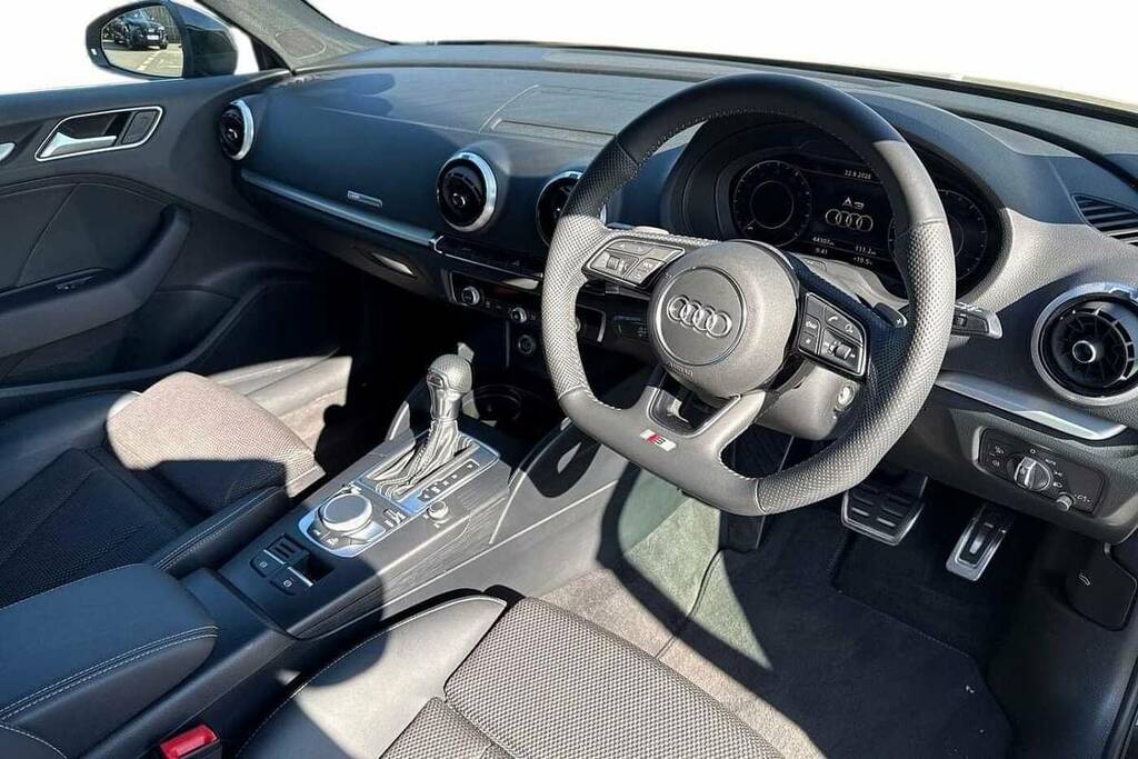 Audi A3 35 Tfsi S Line S Tronic DG19YYE Black #6
