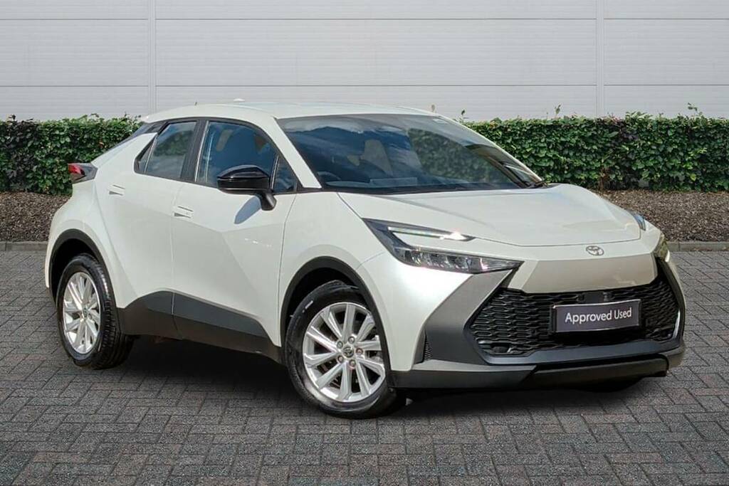 Toyota C-Hr 1.8 Hybrid Icon Cvt White