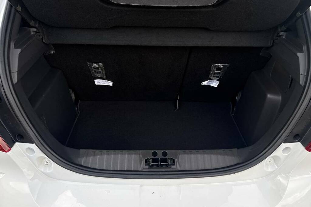 Ford KA+ 1.2 85 Active FL19RXP White #2