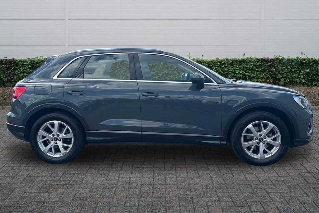 Audi Q3 35 Tfsi Sport KP73DHM Grey #4