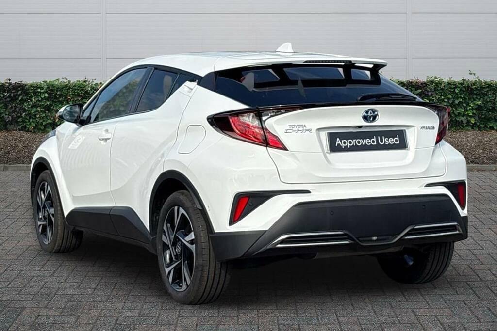 Toyota C-Hr 2.0 Hybrid Design Cvt White