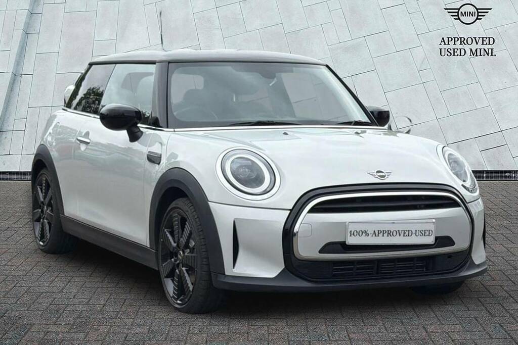 Mini Hatch 1.5 Cooper Exclusive BD72PLV White