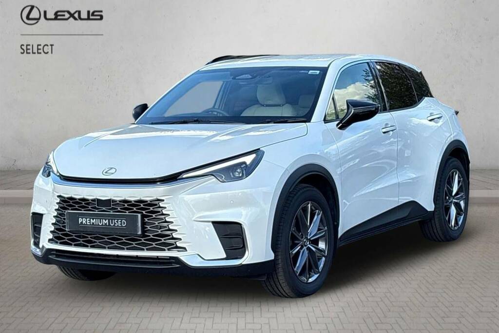 Lexus LBX 1.5 Premium Plus E-cvt FV74OJC White #3