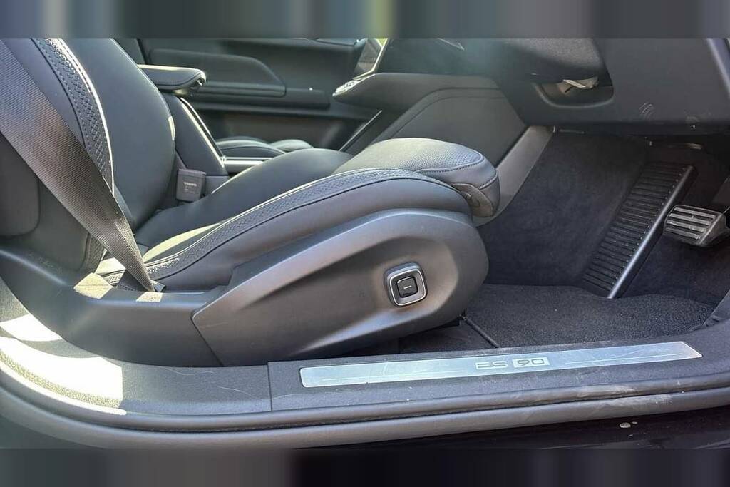 Volvo ES90 Plus, Single Motor Extended Range, Black #36