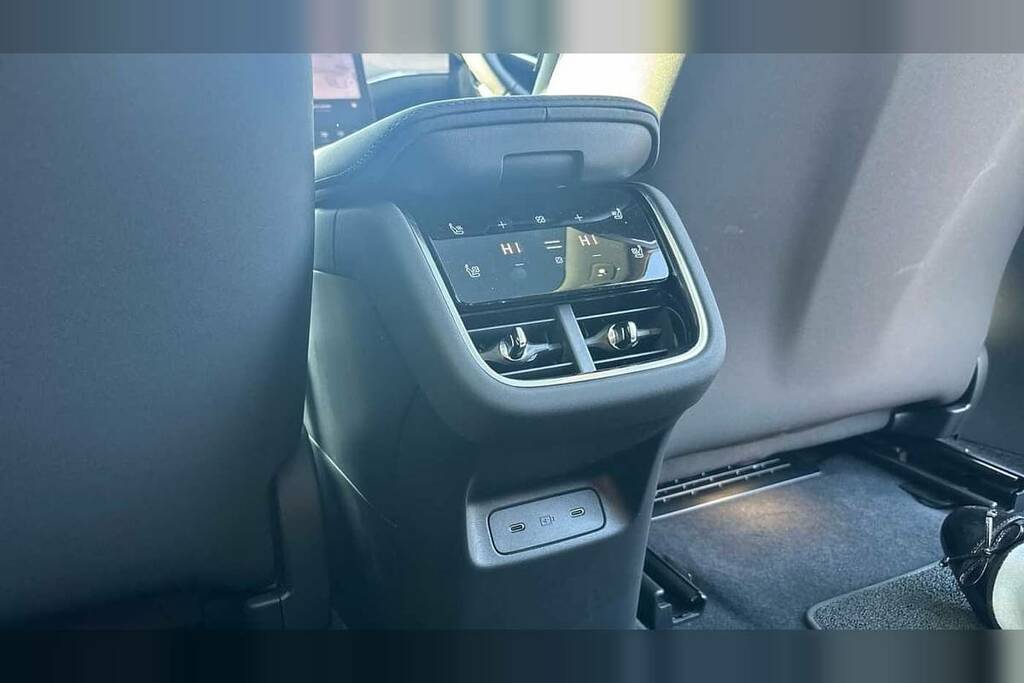 Volvo ES90 Plus, Single Motor Extended Range, Black #27